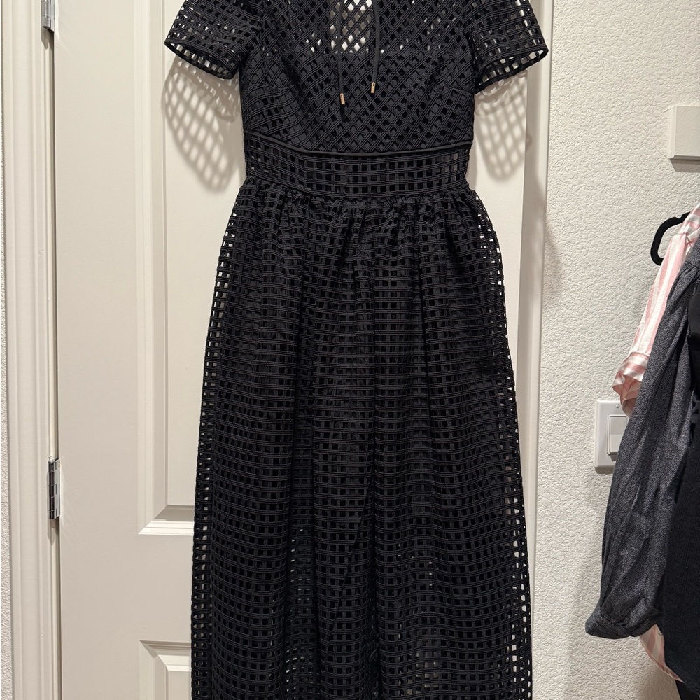 SELF-PORTRAIT
Grid Lace Midi Dress